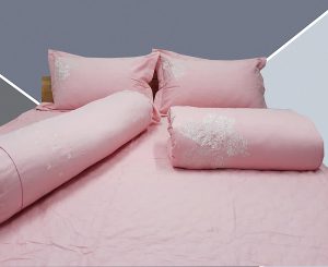 chăn ga gối đệm màu hồng