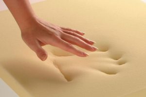 Nệm cao su vs nệm foam – loại nào nâng đỡ tốt hơn?